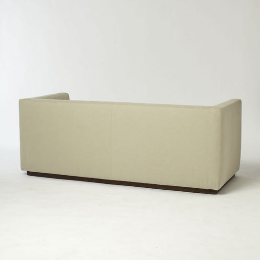 Frauti Chester Sofa